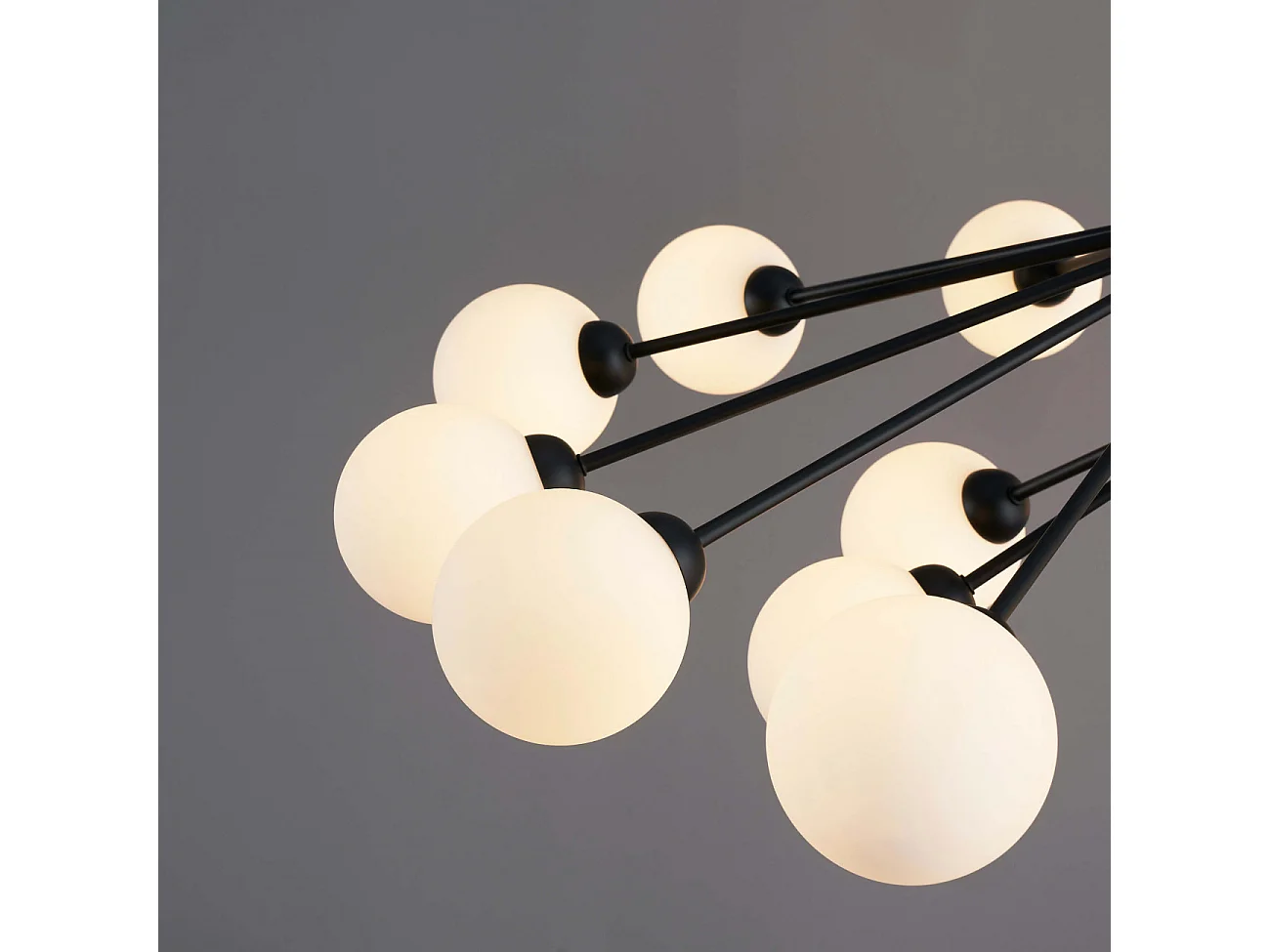 Grande suspension élégante noire à 18 boules - Audrey