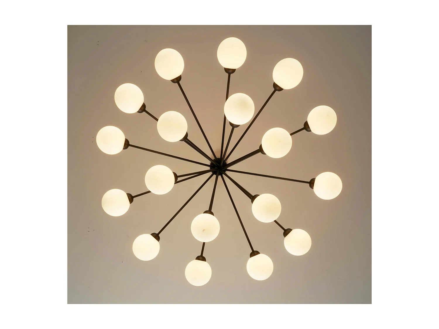 Grande suspension élégante noire à 18 boules - Audrey