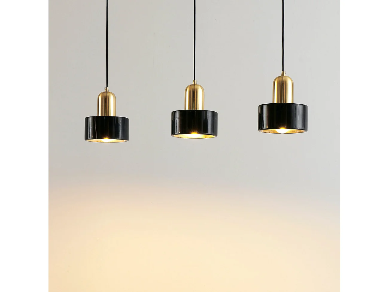 Suspension cylindrique marbre noir et métal doré - Meryl