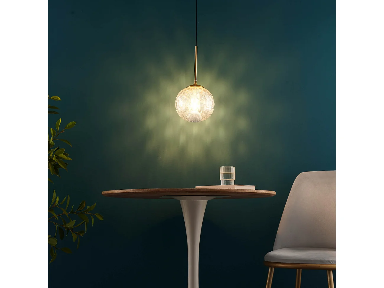 Suspension boule en verre graphique ultra décorative - Aquila