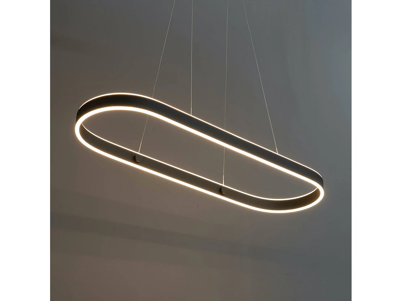 Suspension ultra design noir en LED - Apollo