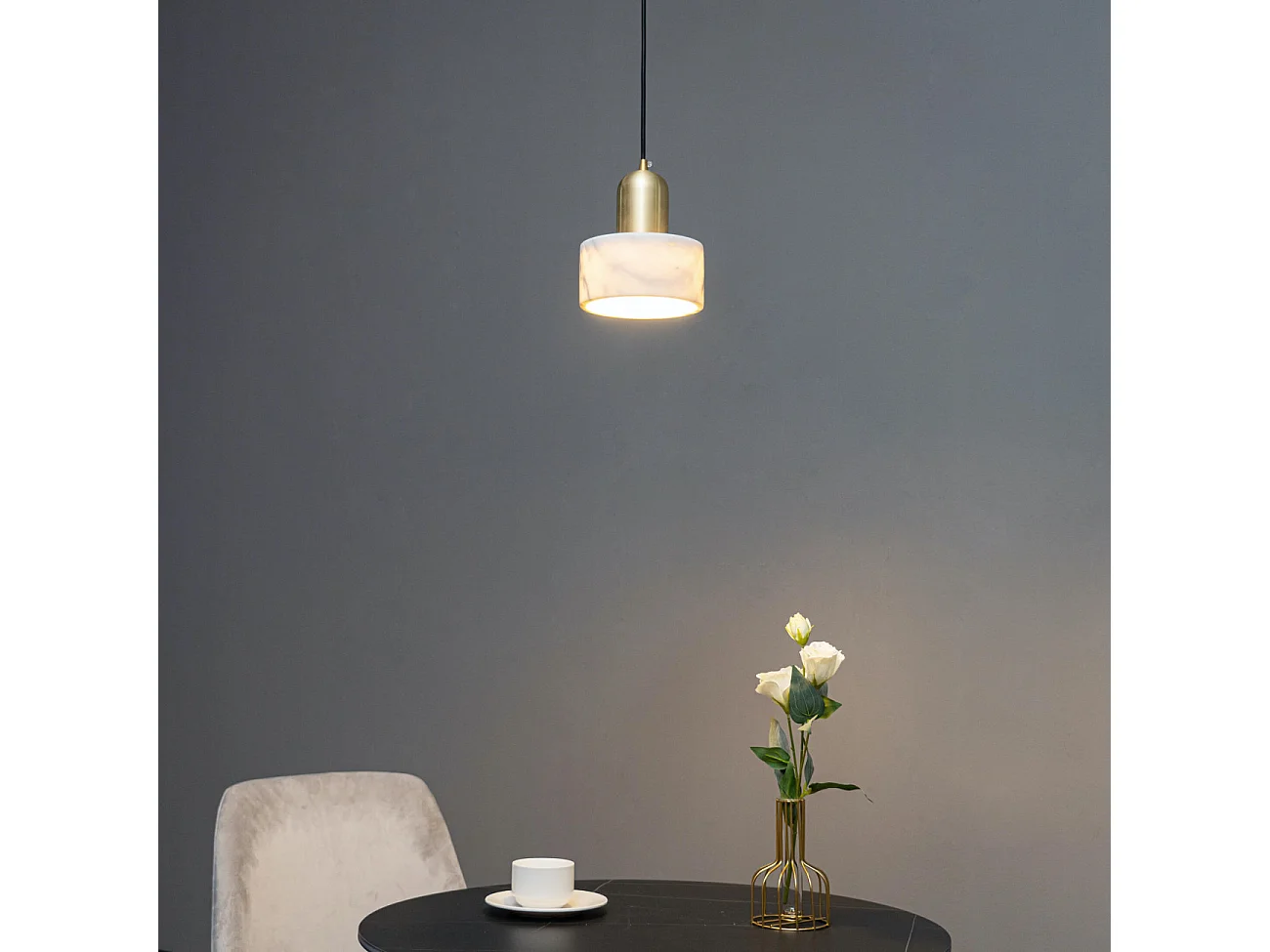 Suspension cylindrique marbre et métal doré  - Meryl