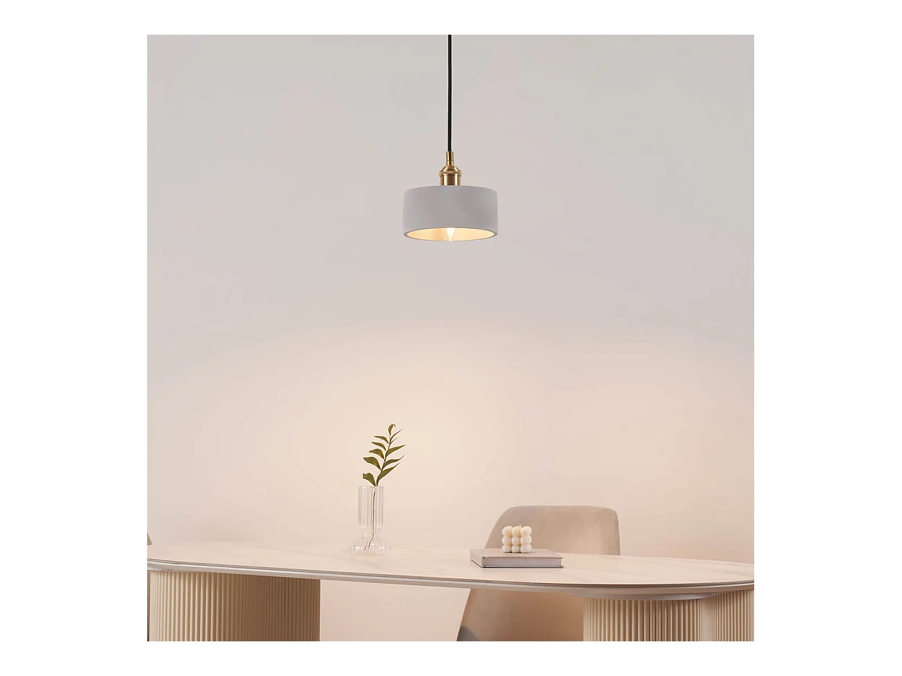 Suspension avec petit abat-jour en béton gris 16 cm - Liko