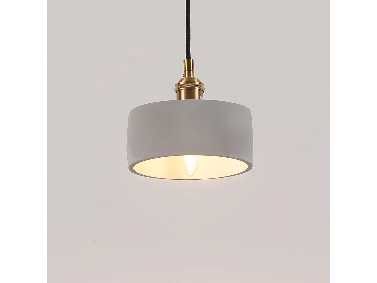 Suspension avec petit abat-jour en béton gris 16 cm - Liko