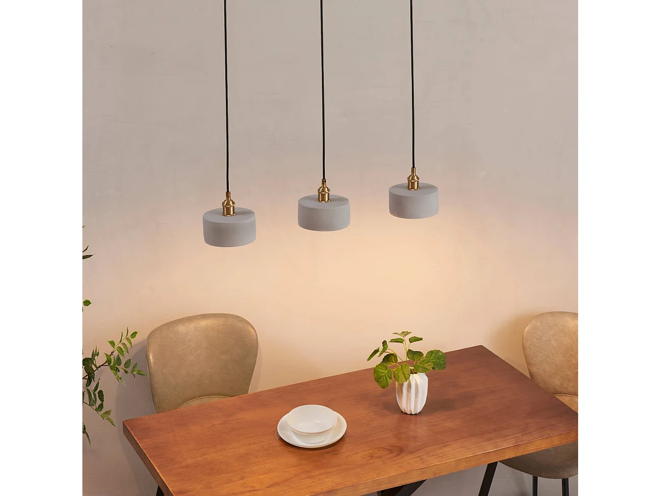 Suspension avec petit abat-jour en béton gris 16 cm - Liko