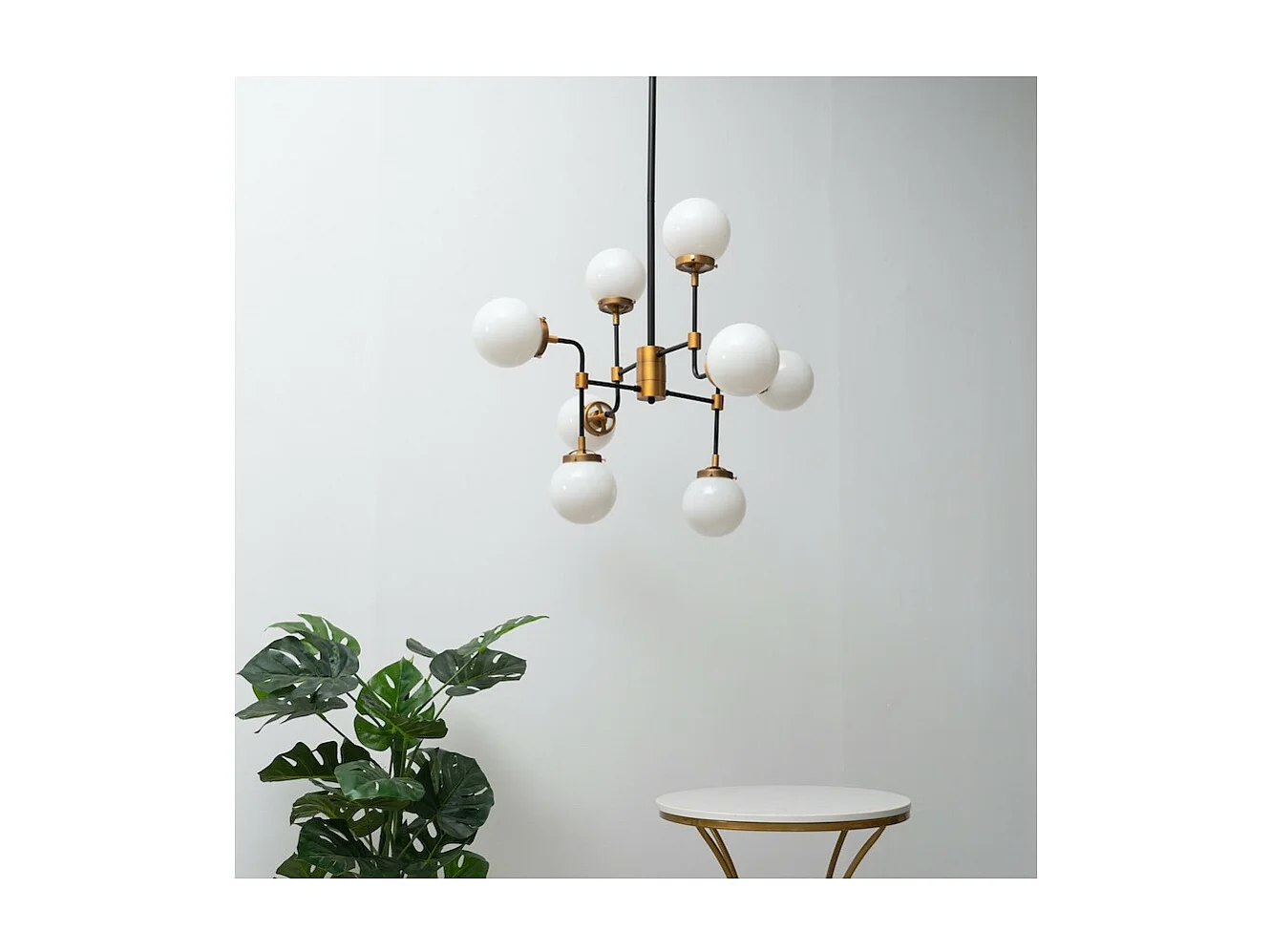 Lustre Industriel Doré à 8 Bras - Verre Blanc Laiteux Zenith