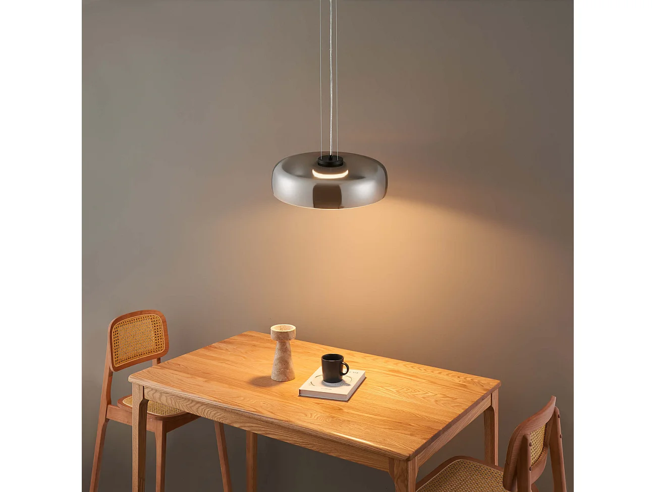 Suspension dôme en verre fumé et métal noir - Riccardo