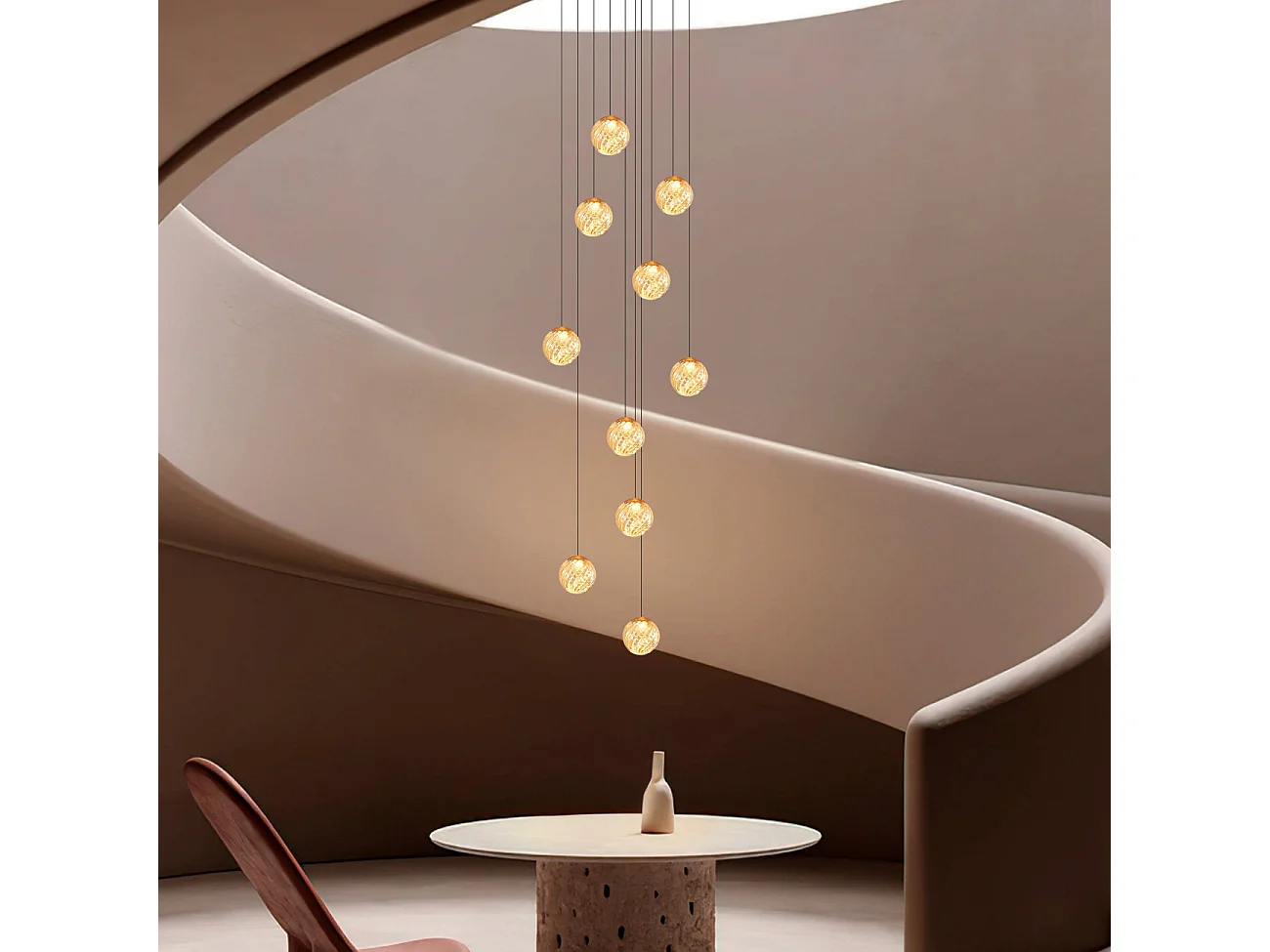 Grande suspension dorée LED cage d'escalier 3 m - Esposia