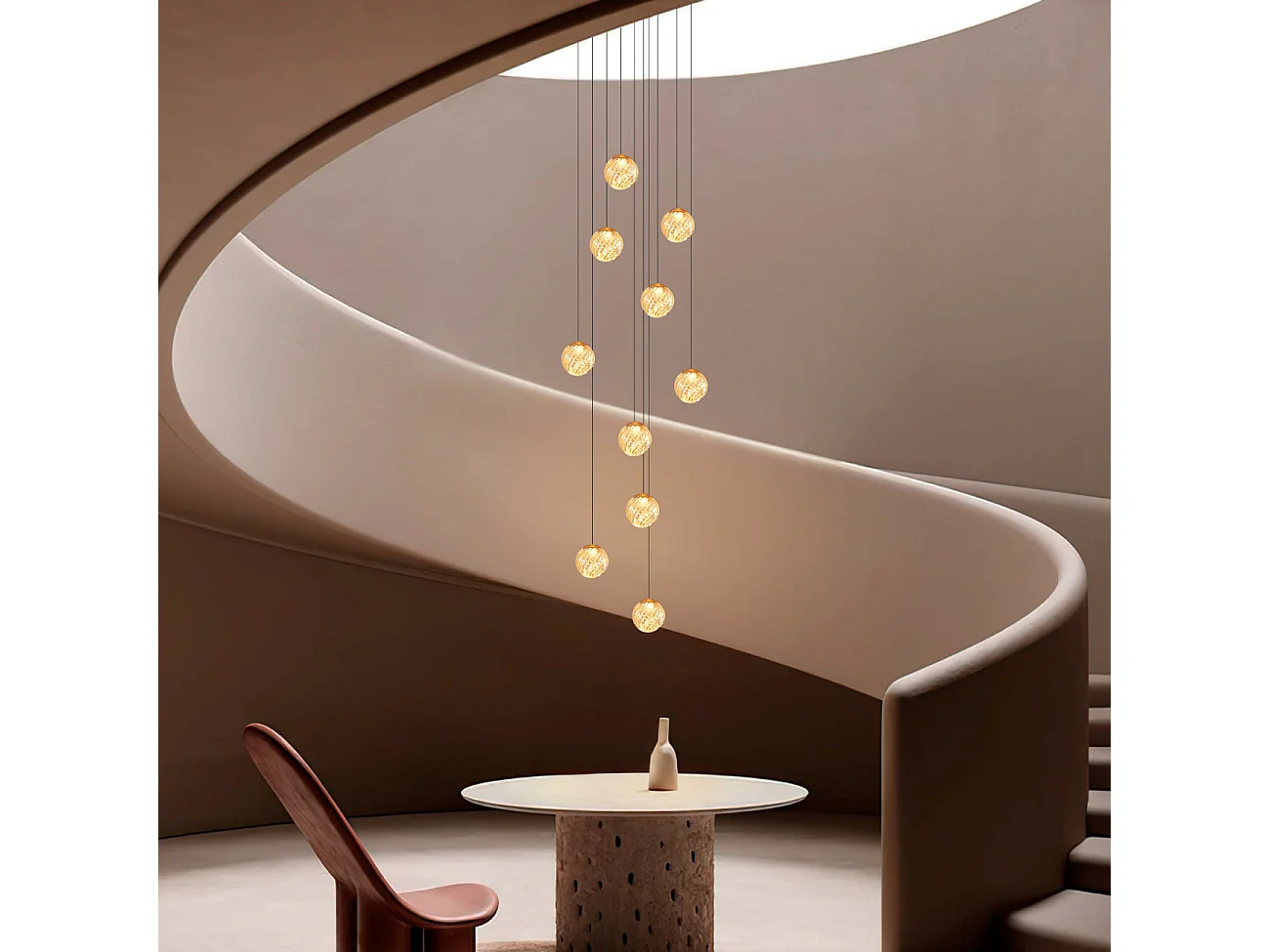 Grande suspension dorée LED cage d'escalier 3 m - Esposia