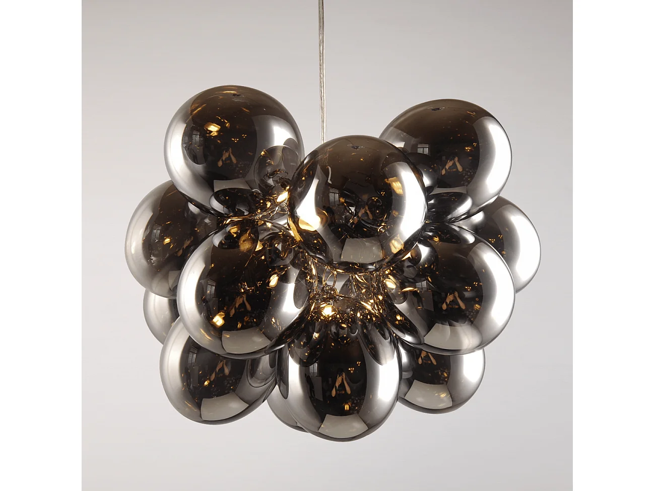 Suspension moderne à 17 verres noirs fumés - Bartali