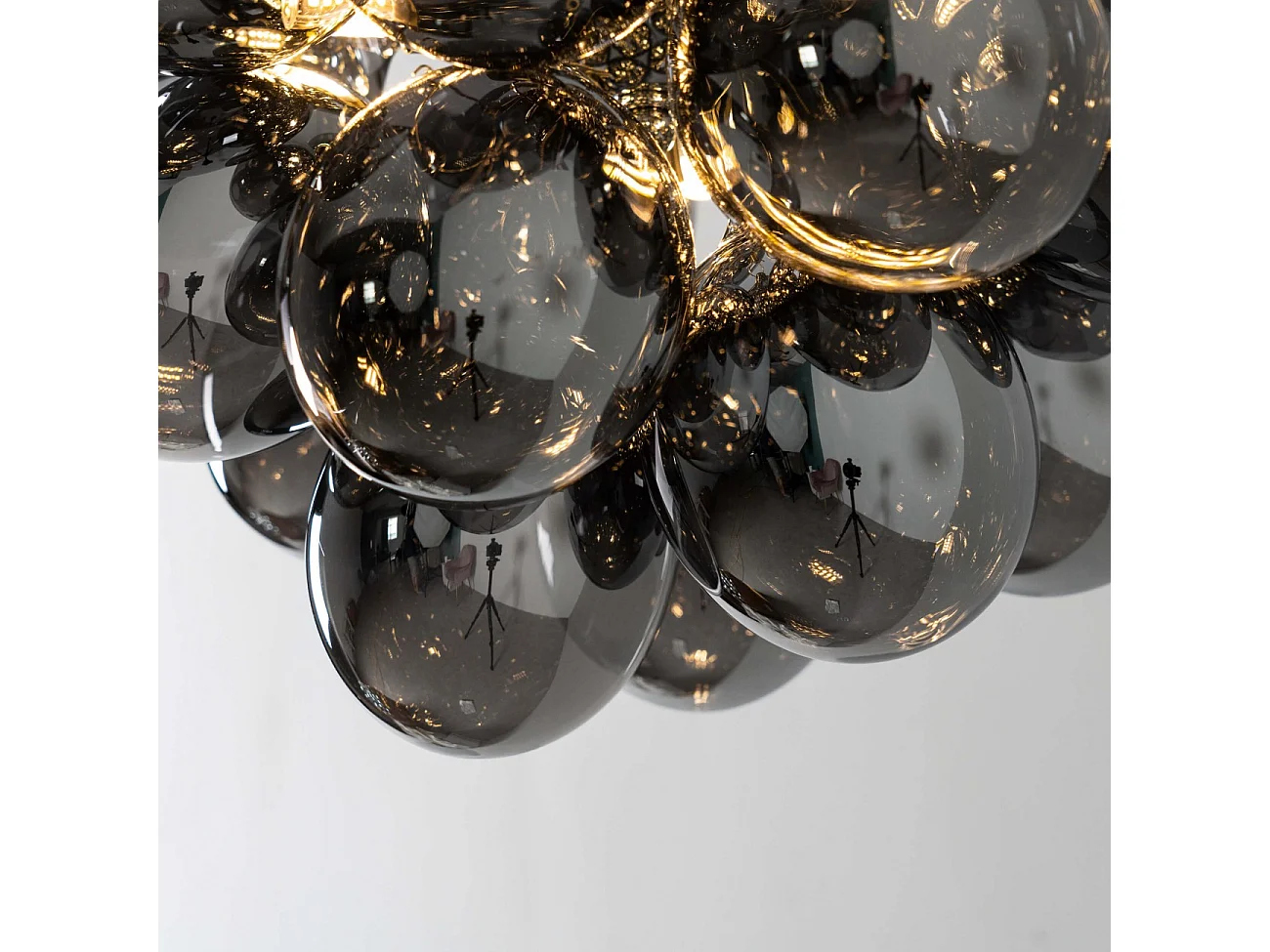 Suspension moderne à 17 verres noirs fumés - Bartali