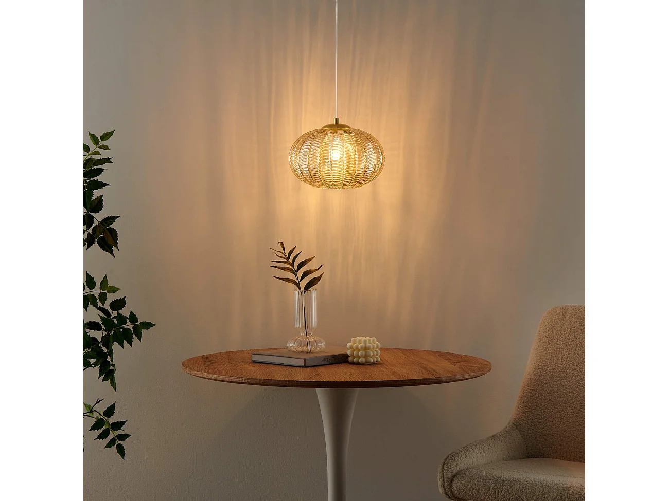 Suspension au verre ambré motifs décoratifs - Melizzo