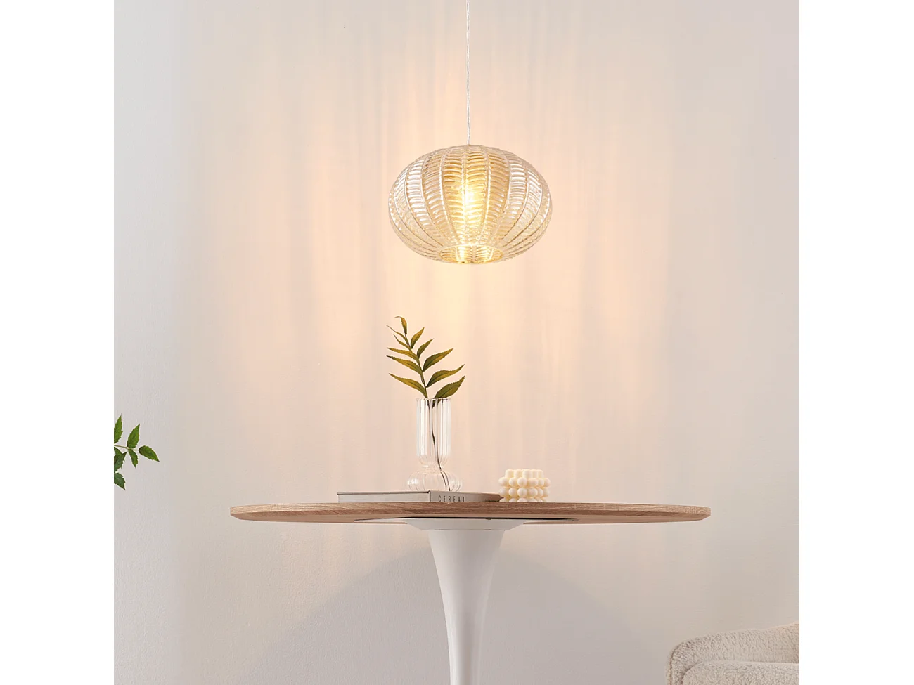 Suspension au verre ambré motifs décoratifs - Melizzo