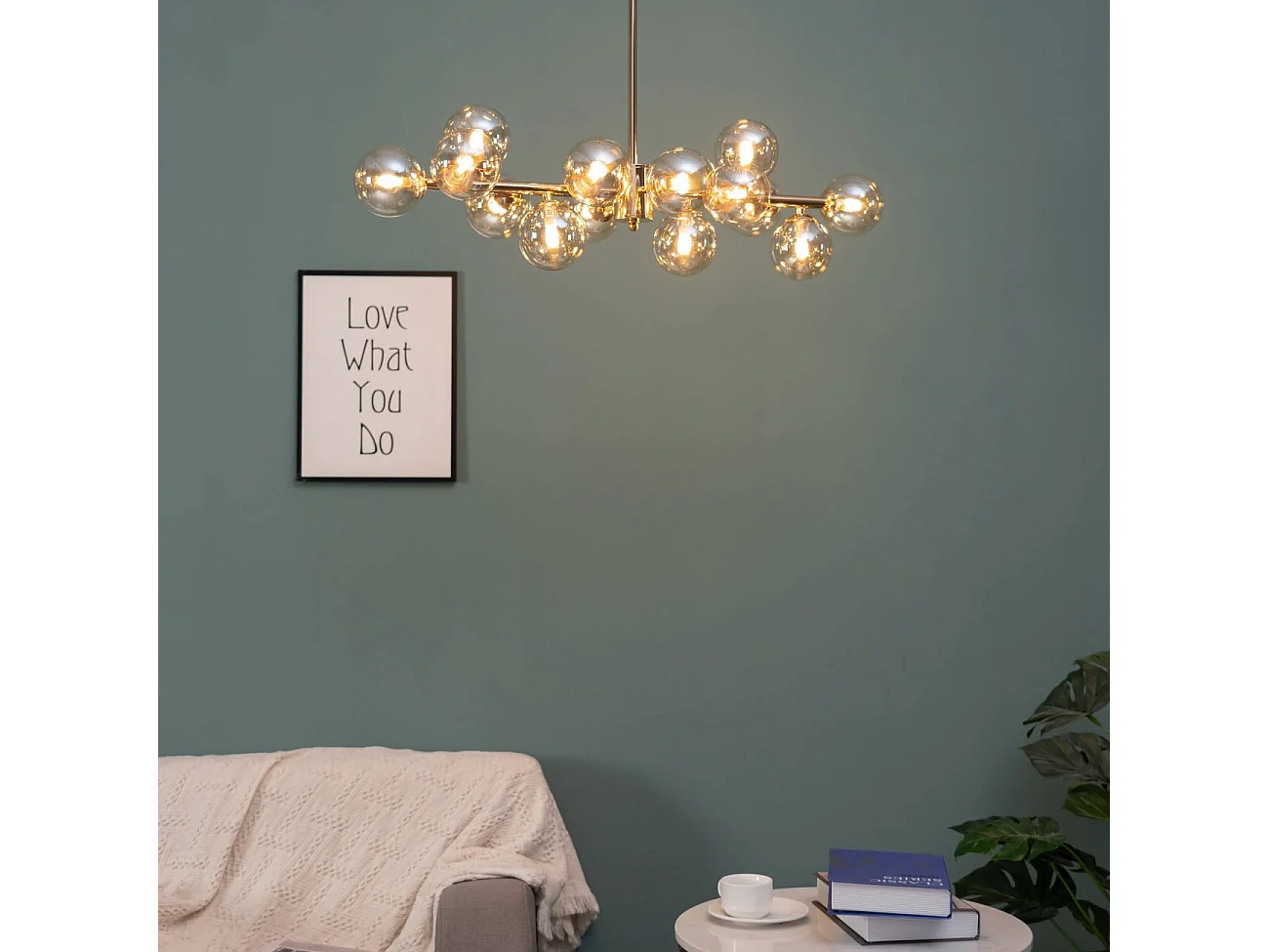 Lustre design doré chaleureux à 14 sphères - Osanna