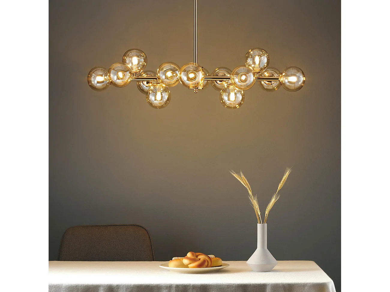 Lustre design doré chaleureux à 14 sphères - Osanna