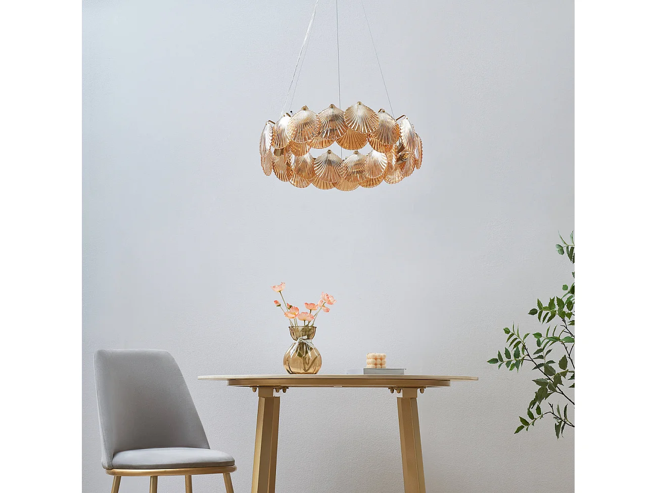 Suspension coquillage en verre structure dorée - Amanda