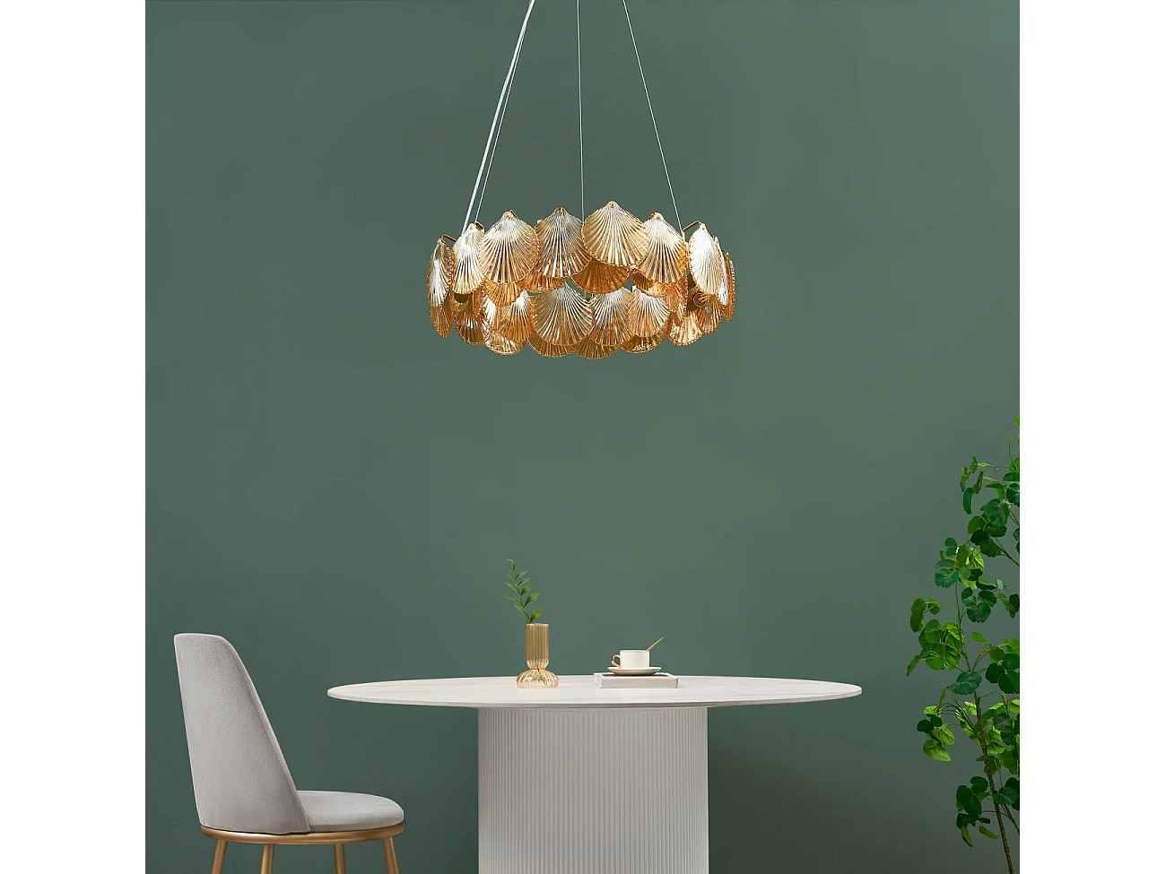 Suspension coquillage en verre structure dorée - Amanda