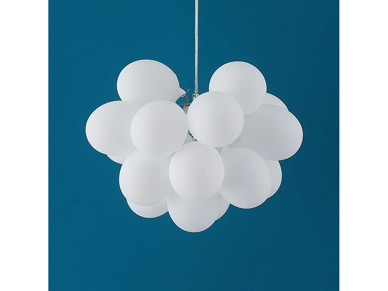 Suspension contemporaine à 17 verres blancs - Bartali