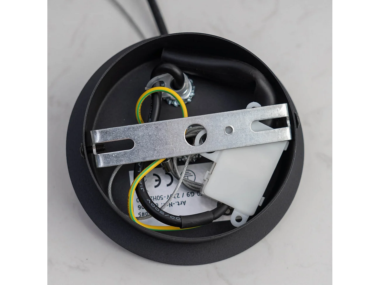 Grande suspension à 16 verres texturés fumés noirs - Anastasia