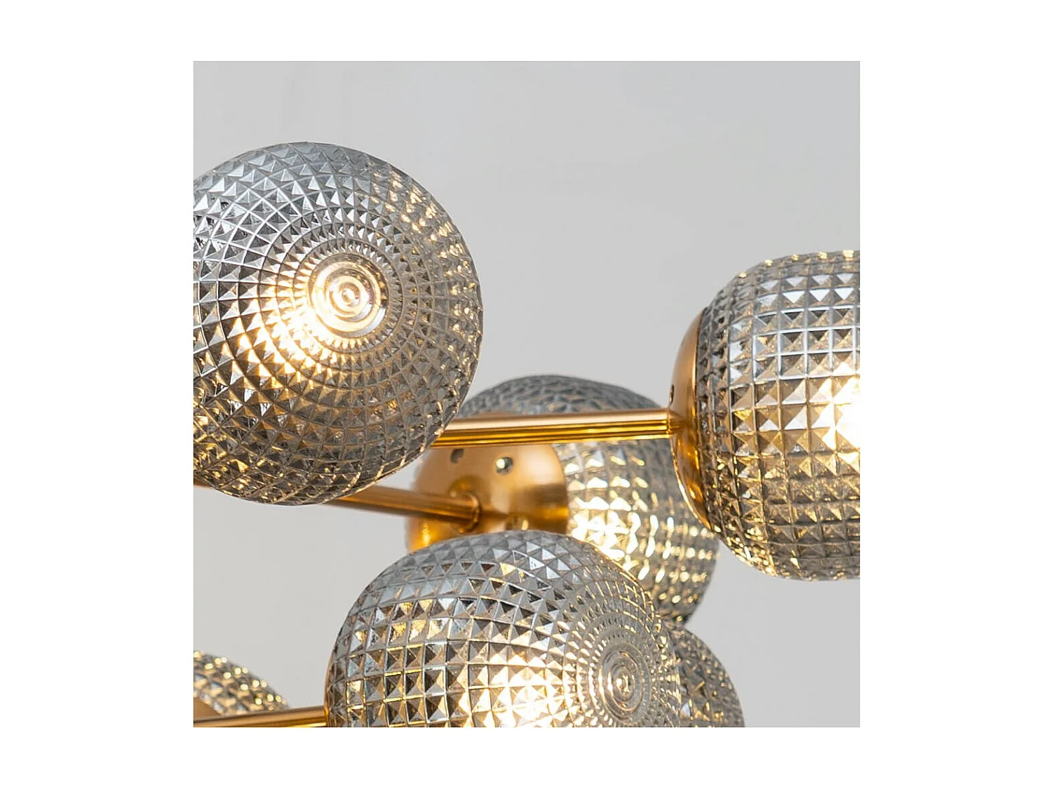 Grande suspension à 16 verres texturés fumés noirs - Anastasia