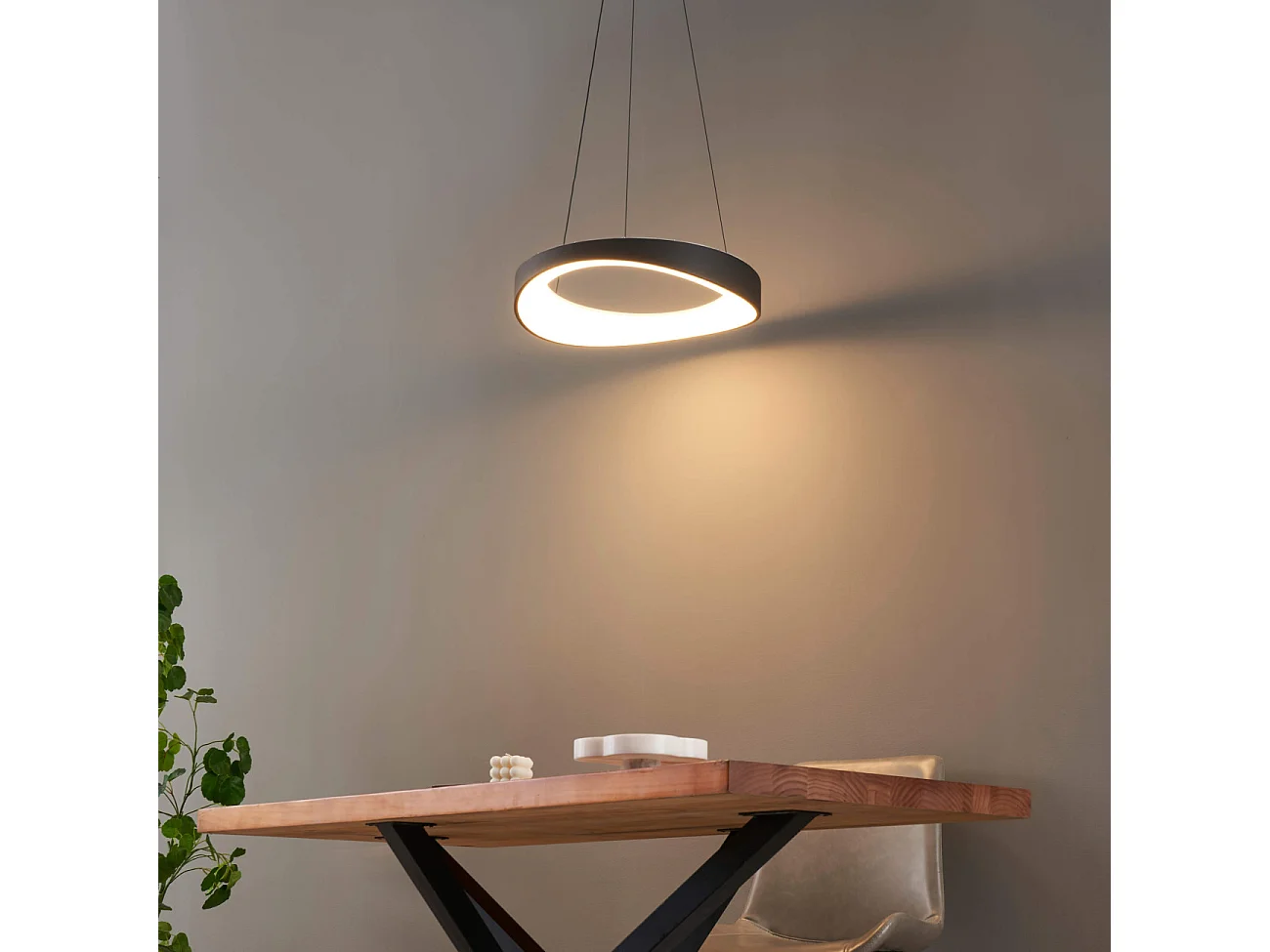 Suspension LED anneau noir minimaliste 52 cm - Belina