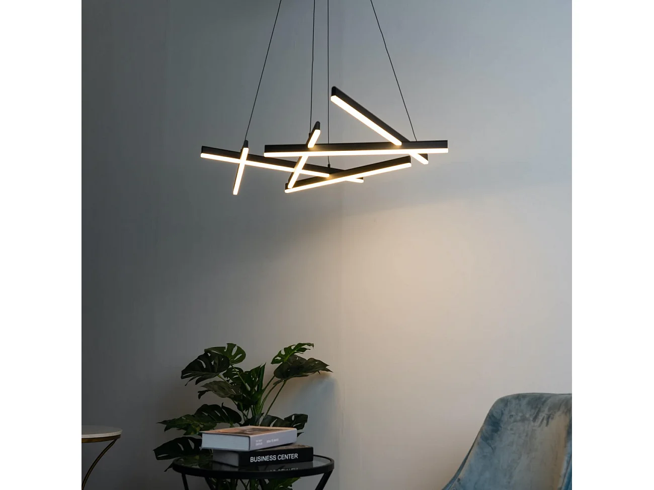 Suspension LED design à barres entrecroisées  - Taranto