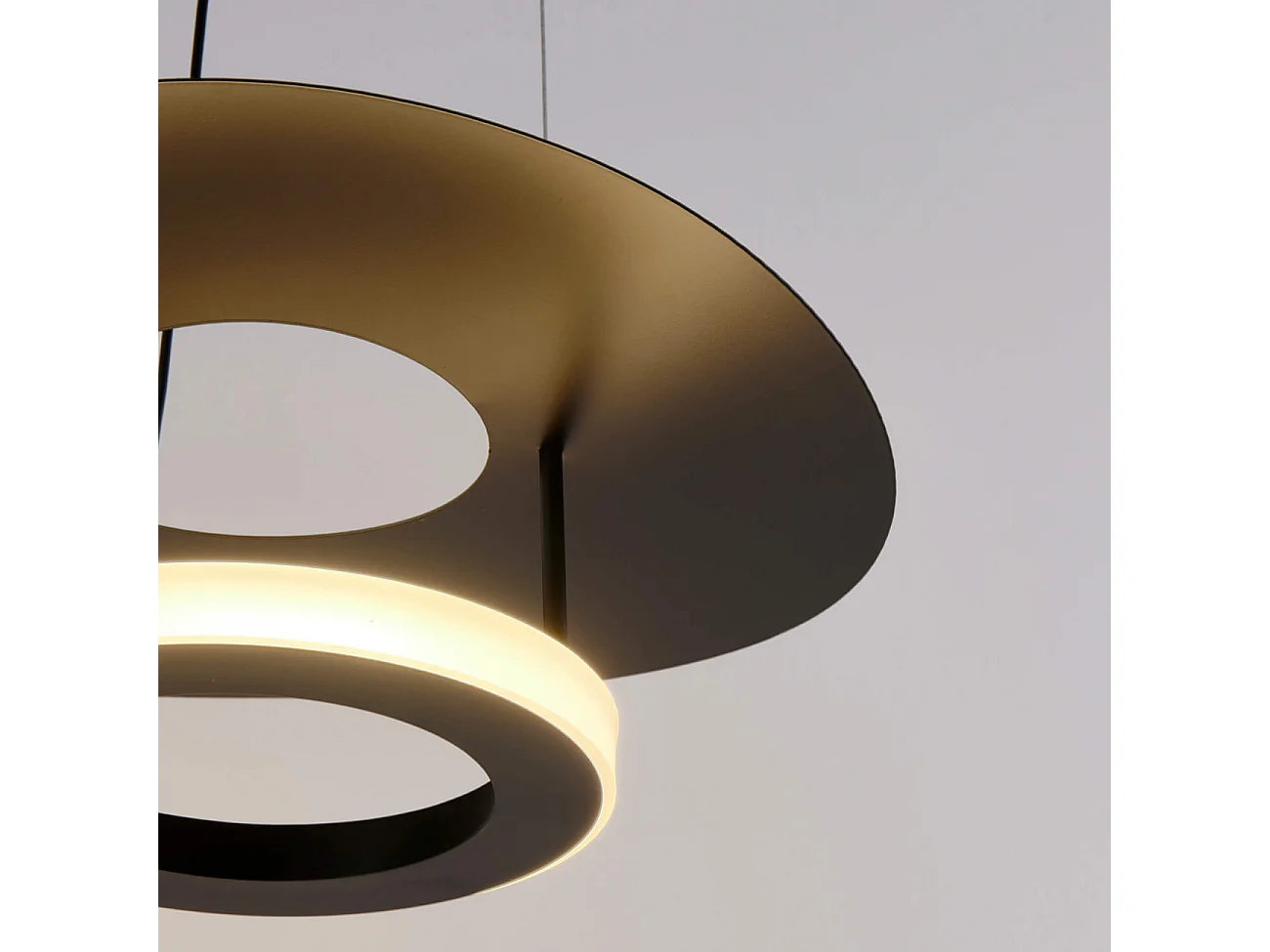 Suspension aérienne noire LED - Onil