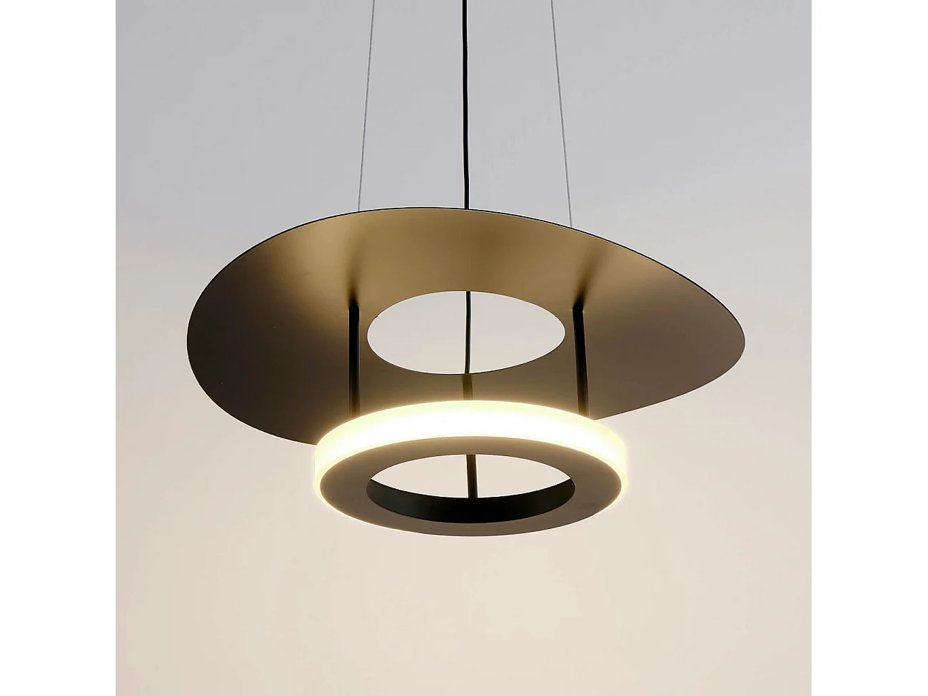 Suspension aérienne noire LED - Onil