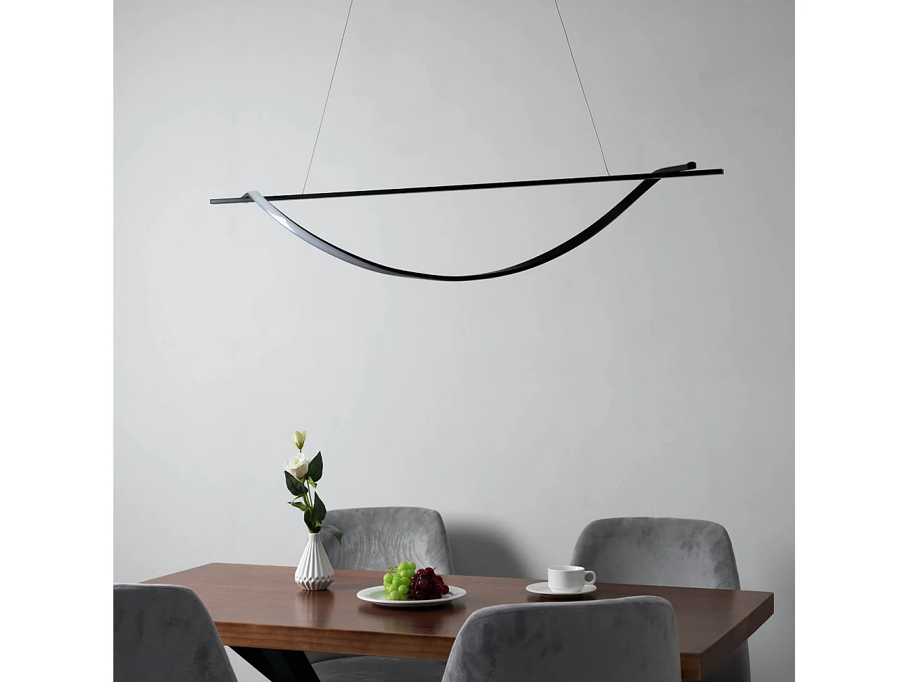 Longue suspension longiligne vague LED noire - Hilda