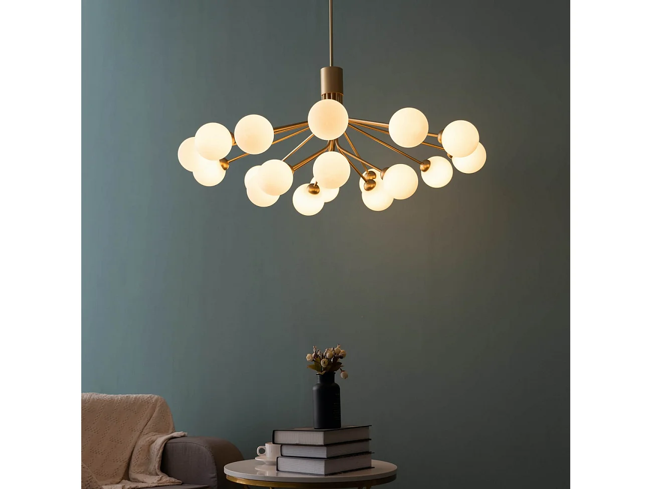 Grande suspension élégante dorée à 18 boules - Audrey