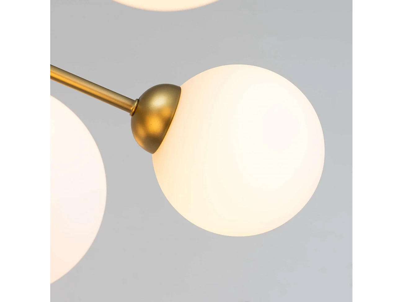 Lustre élégant doré à 9 boules - Audrey