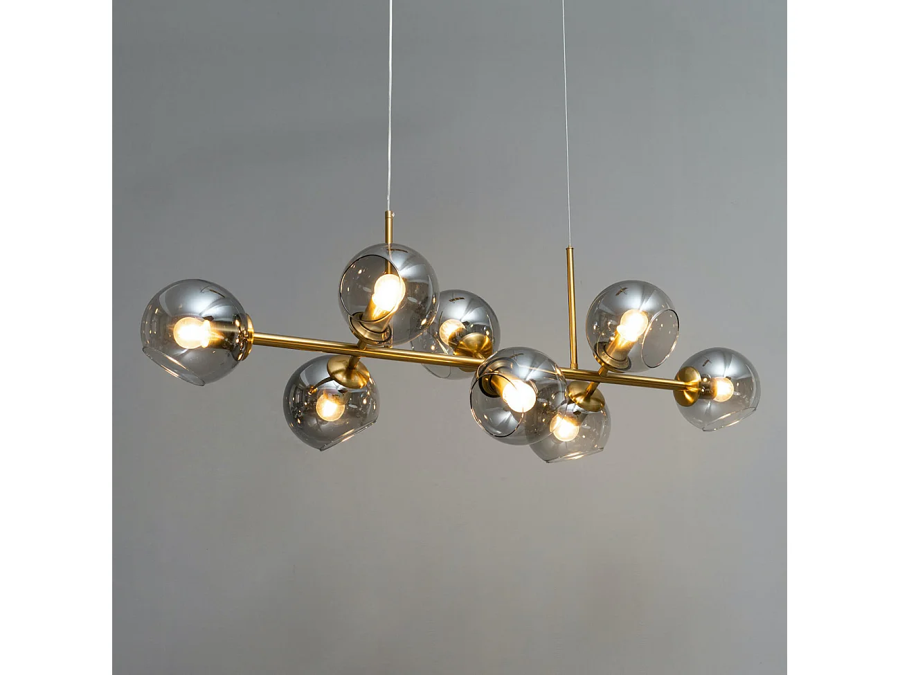 Grande suspension horizontale 8 sphères en verre fumé - Carlotta