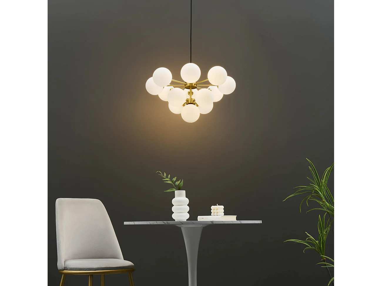 Suspension dorée à sphères blanches - Coretta