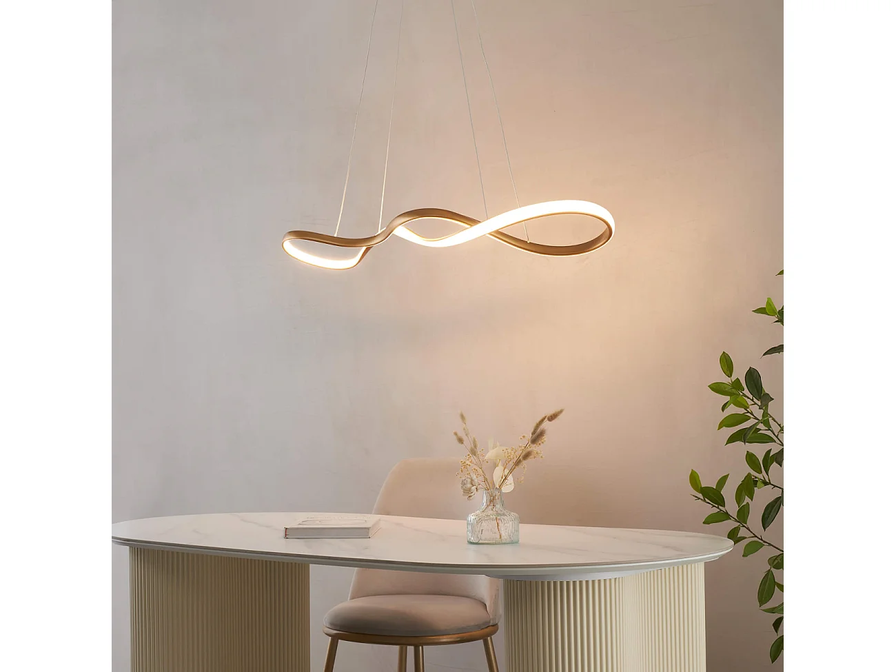 Suspension dorée longue vague LED 80 cm - Marceline