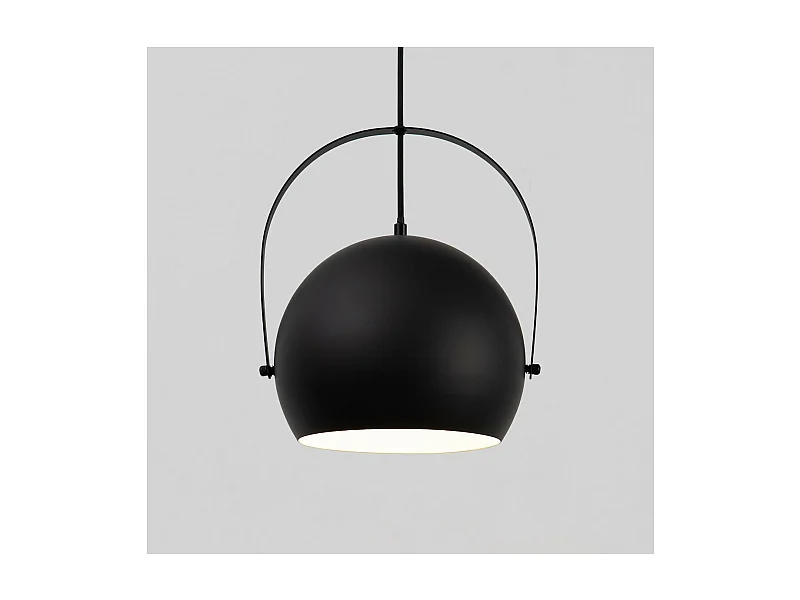 Suspension industrielle noire style atelier - Tassino