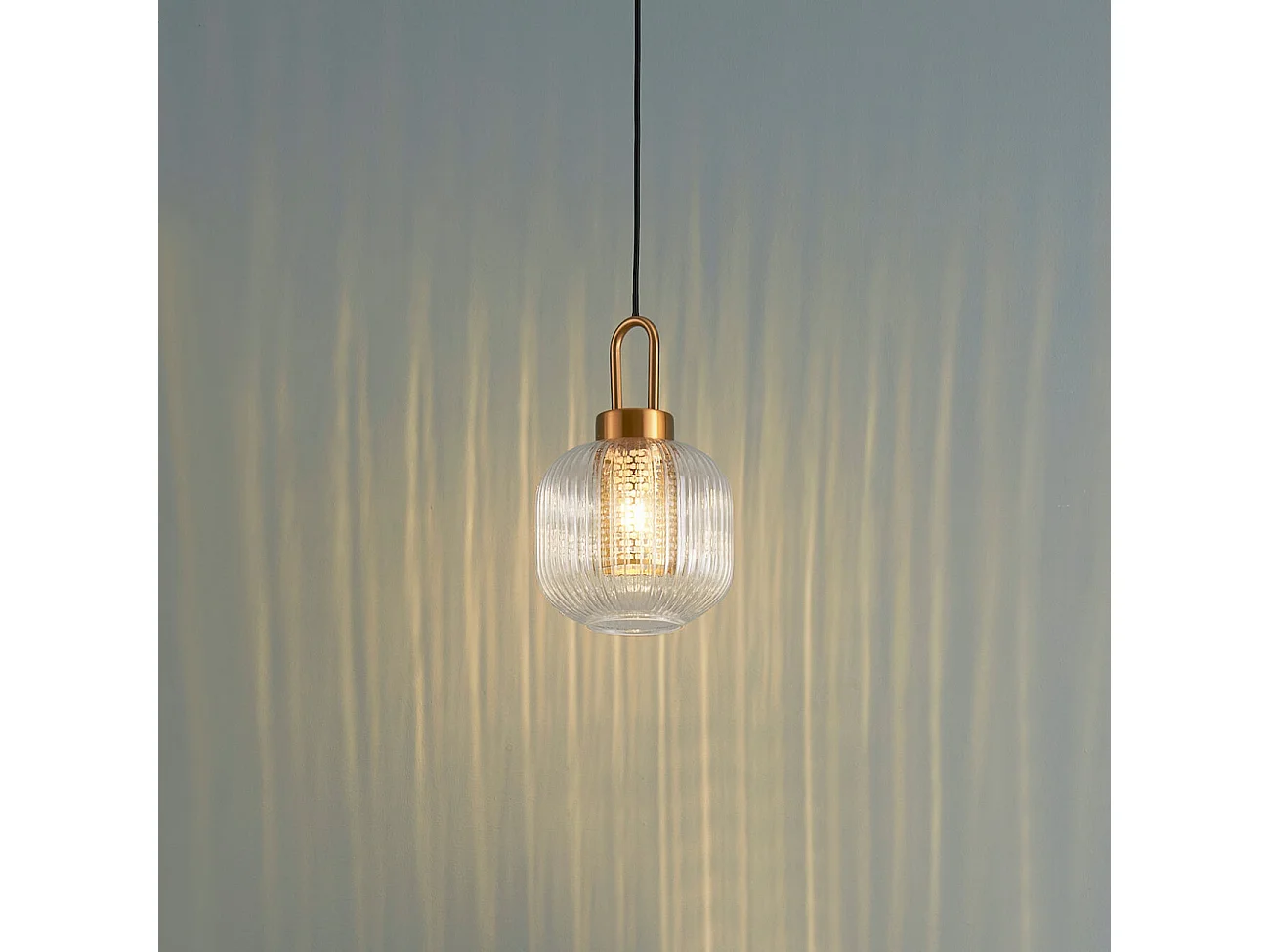 Suspension lanterne verre transparent et laiton - Carmina