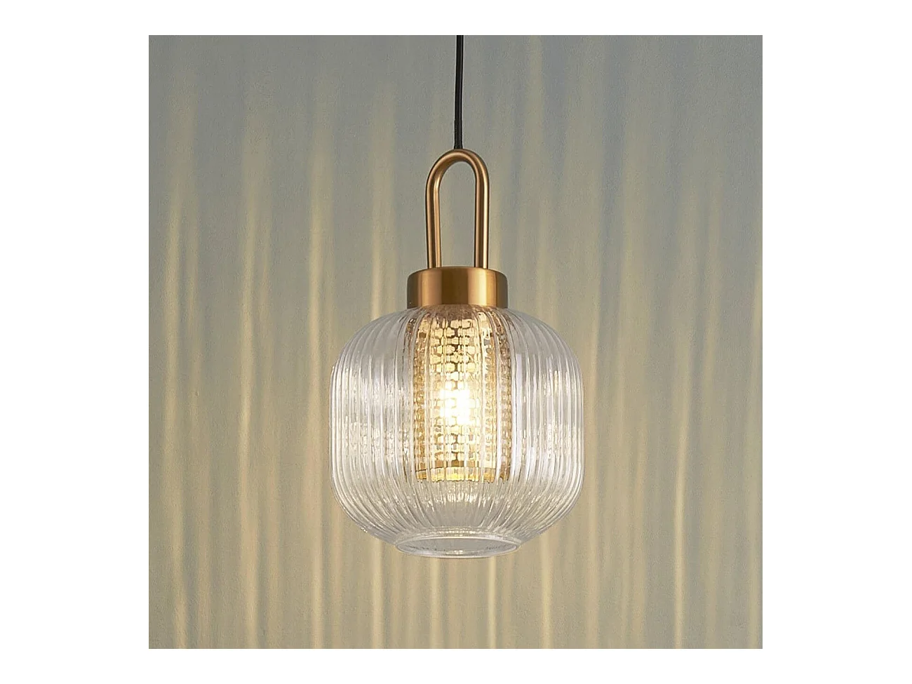 Suspension lanterne verre transparent et laiton - Carmina