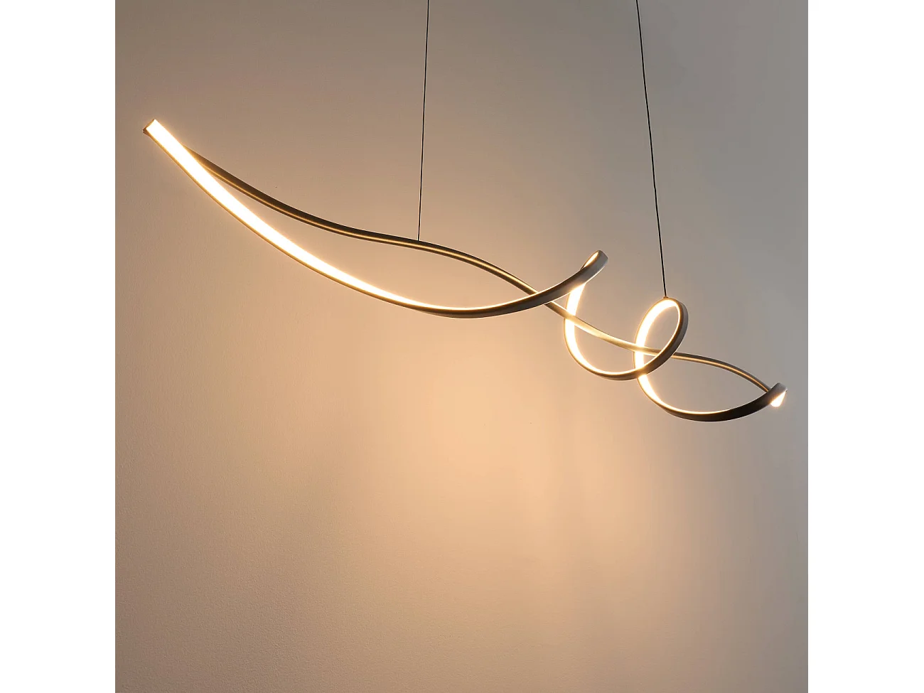 Grande suspension spirale noire 120 cm de long - Lybella