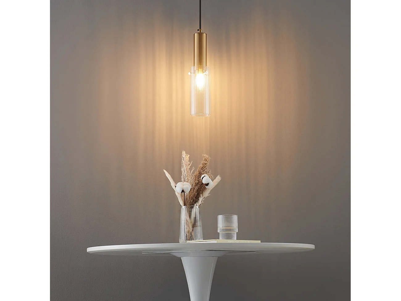 Suspension vintage dorée tube en verre - Poggio