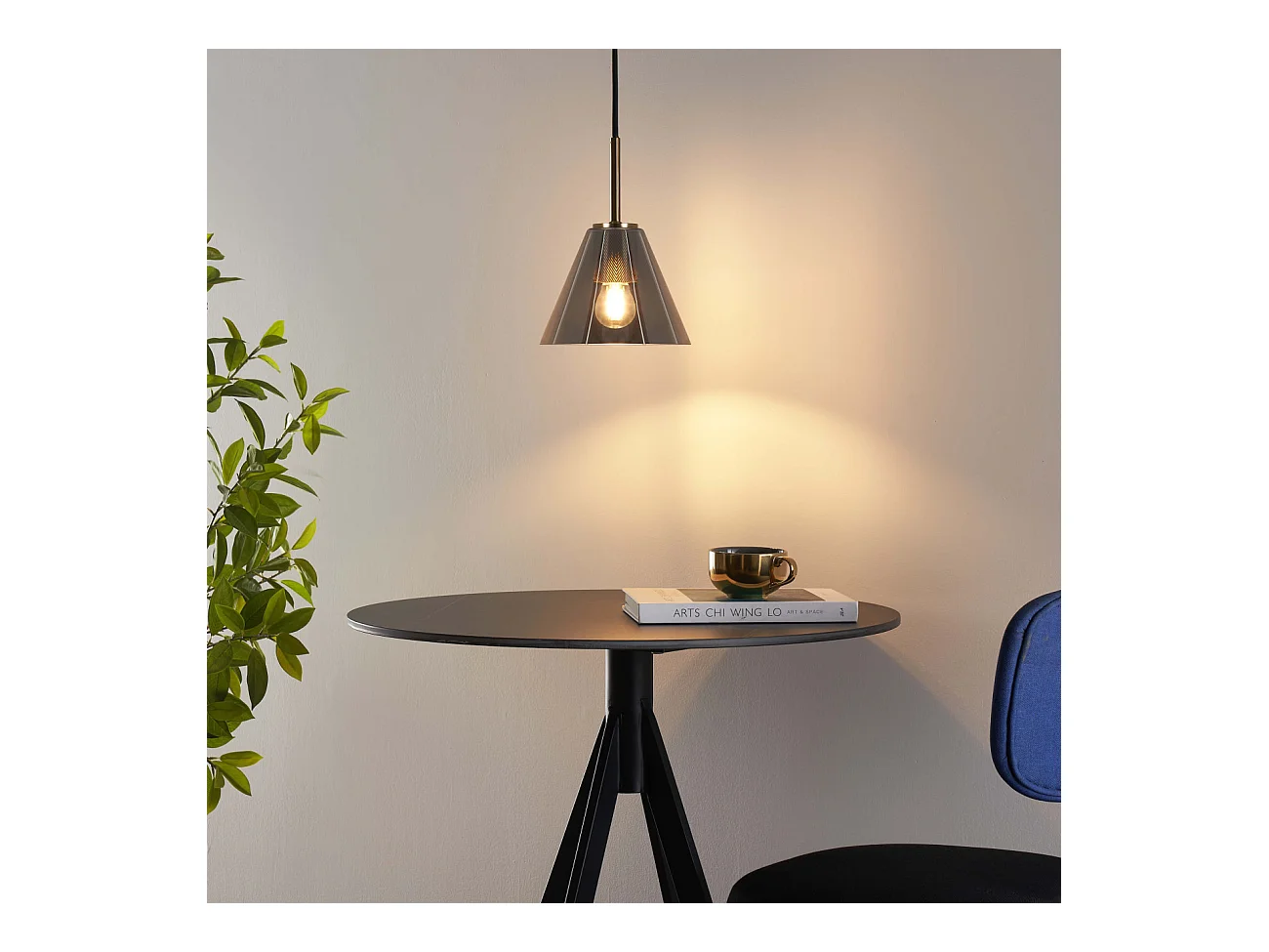 Suspension conique et design verre fumé - Soliria