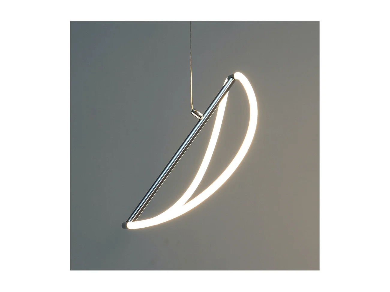 Suspension LED design circulaire courbée - Molfaro