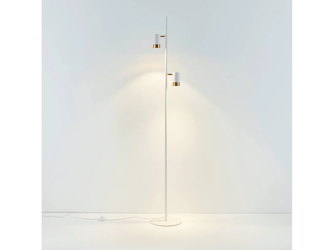 Lampadaire blanc deux spots pivotants - Elya