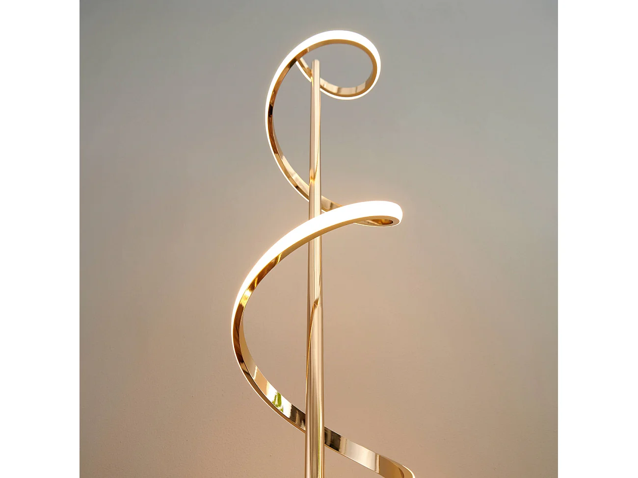 Grande lampe LED cascade spirale dorée - Simaria