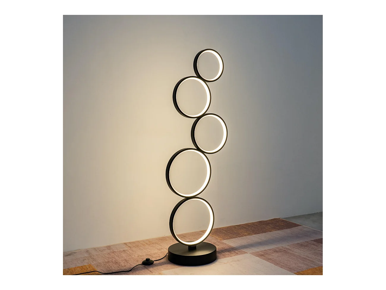 Lampadaire LED cercles superposés en métal noir - Newton