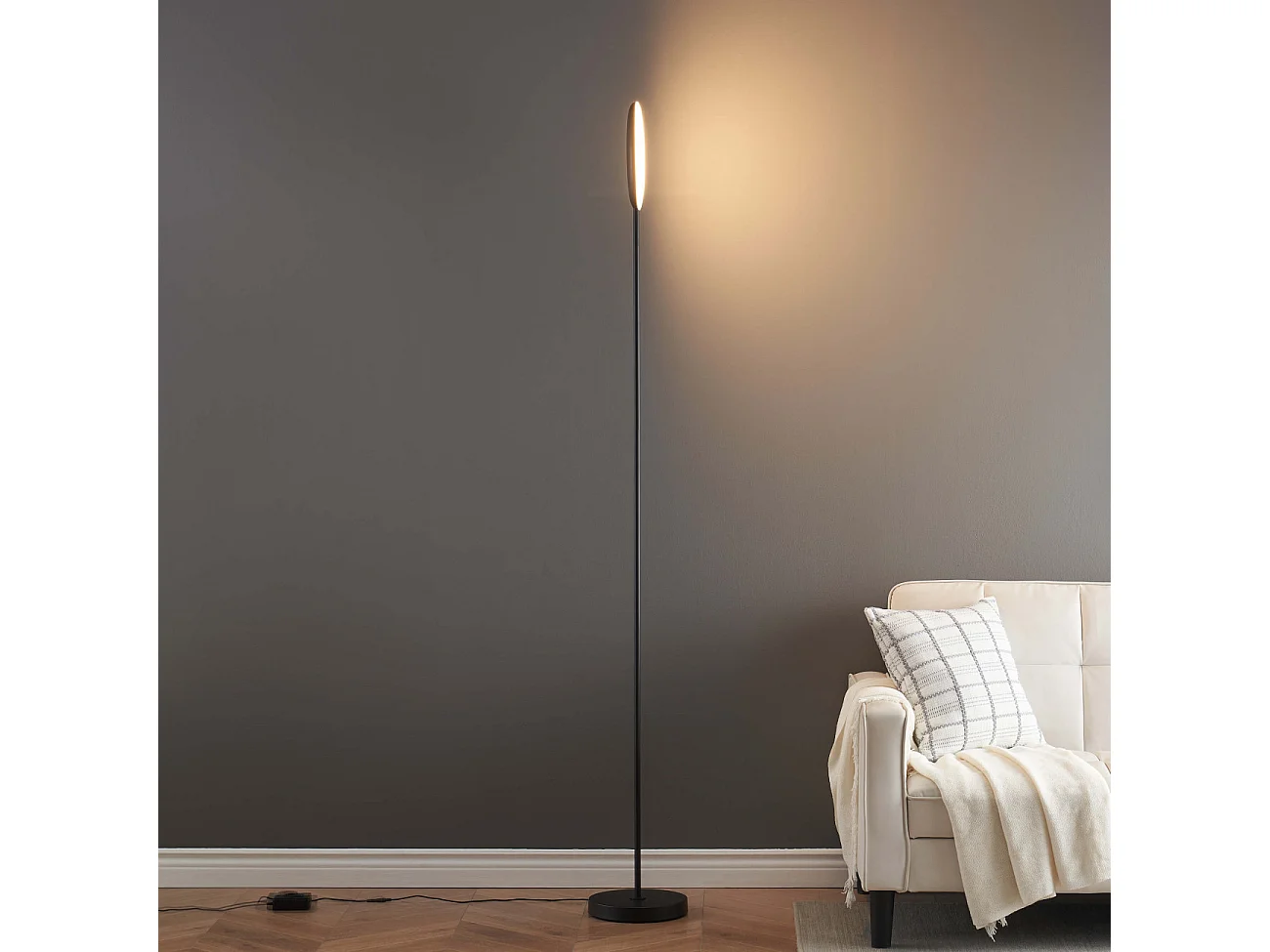 Lampadaire noir design épuré tête orientable dimmable - Kalena