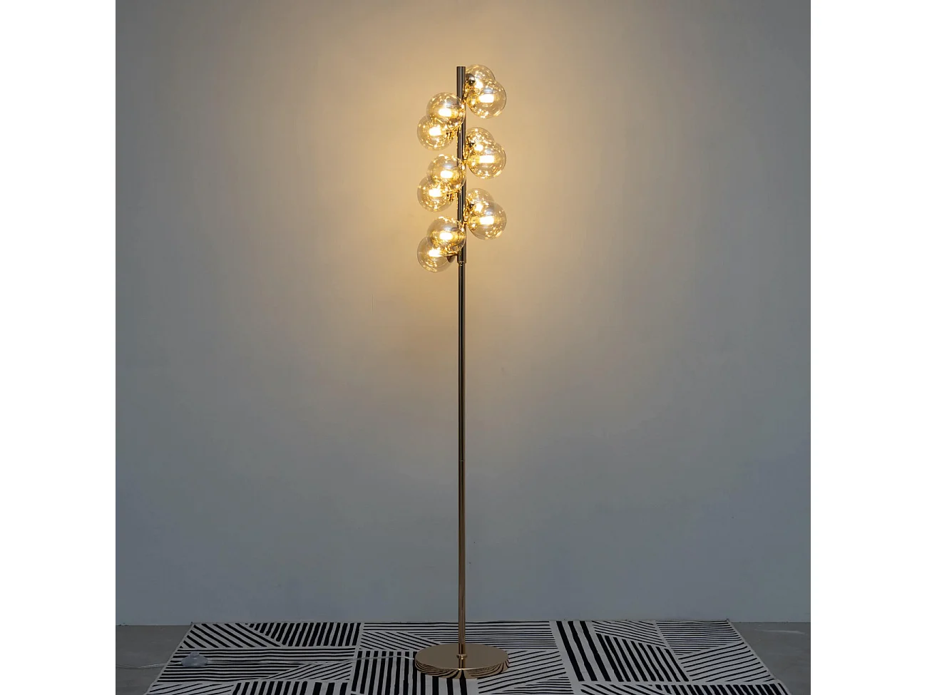 Lampadaire contemporain doré à verres ambrés - Ambrosia