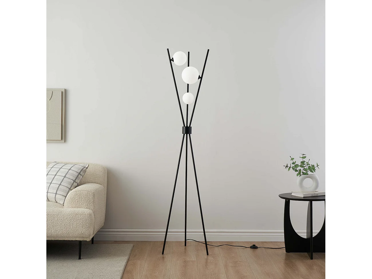 Lampadaire trépied noir boules blanches - Phoebe