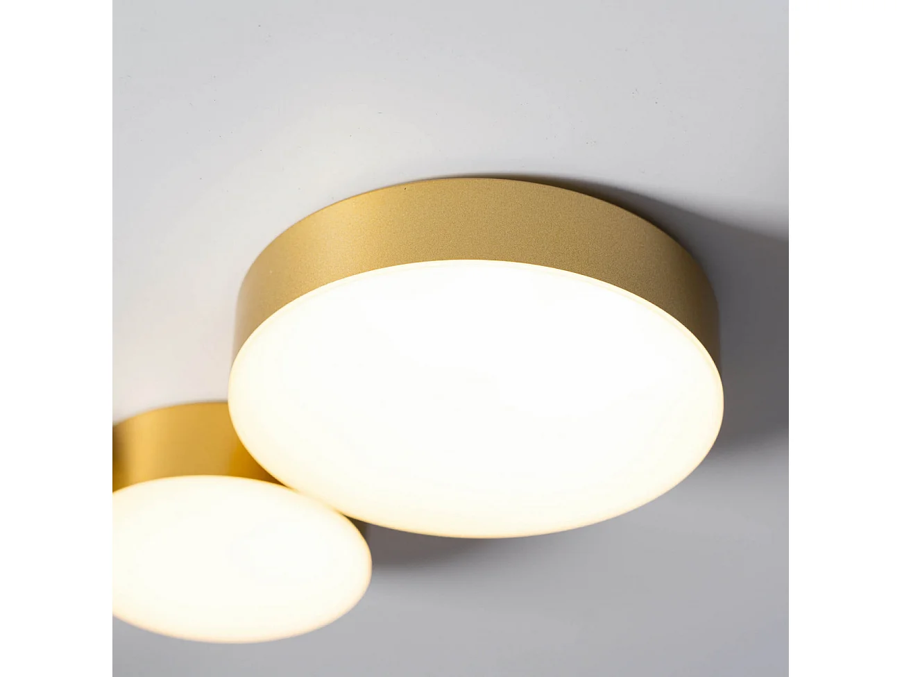 Plafonnier moderne doré 4 spots lumineux LED - Skavi