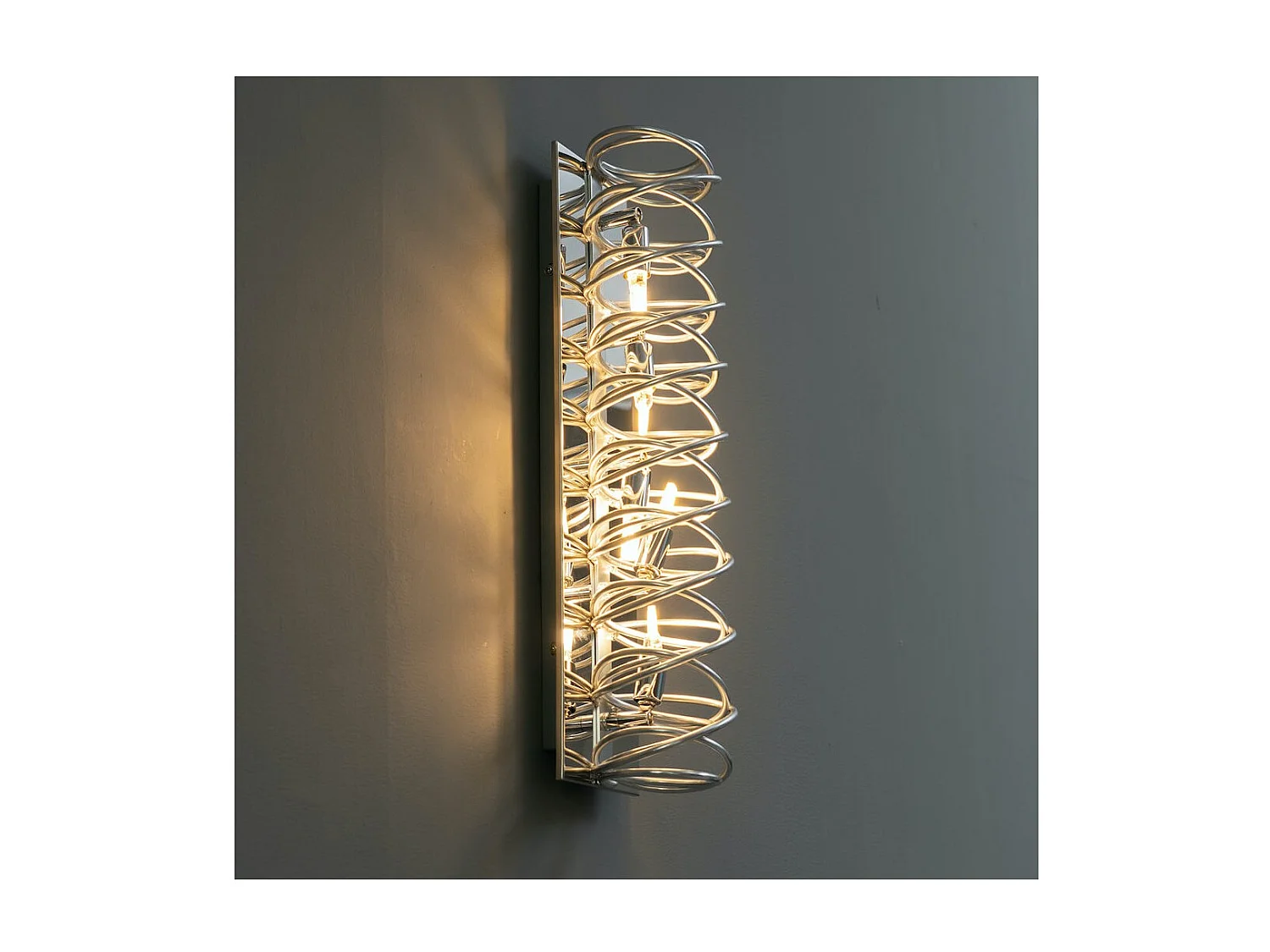 Longue lampe chromée très design 62 cm - Memphis