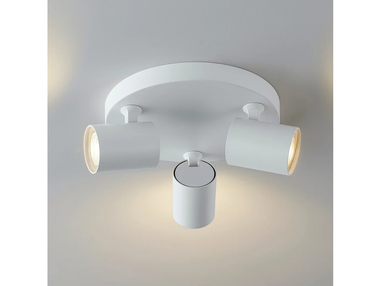 Plafonnier blanc trois spots orientables - Lima